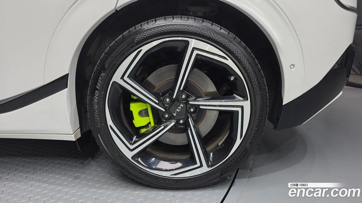 Kia EV6 2023 из KR, фото 5