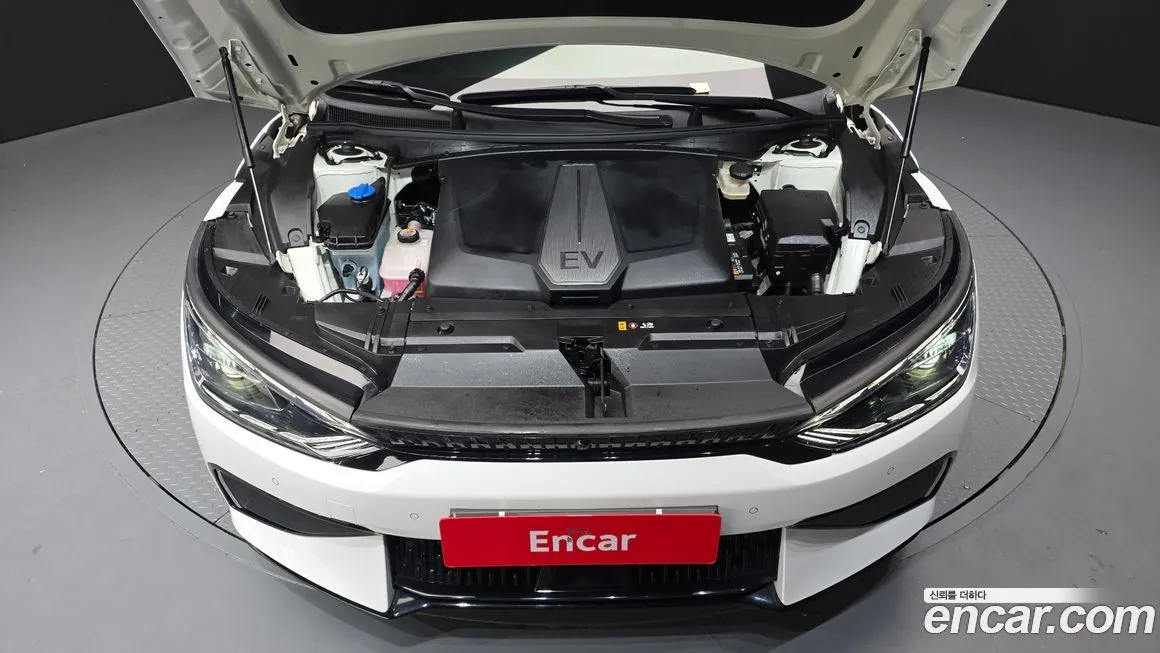 Kia EV6 2023 из KR, фото 6