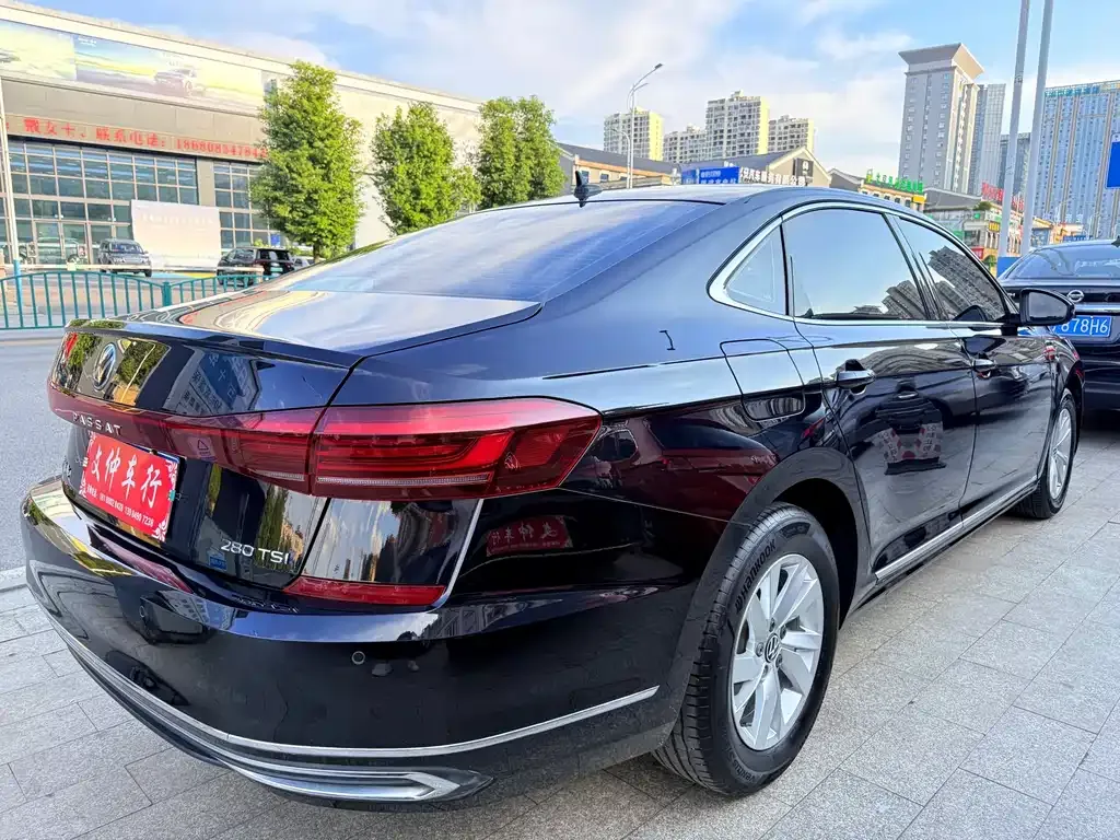 Volkswagen Passat — фото 4