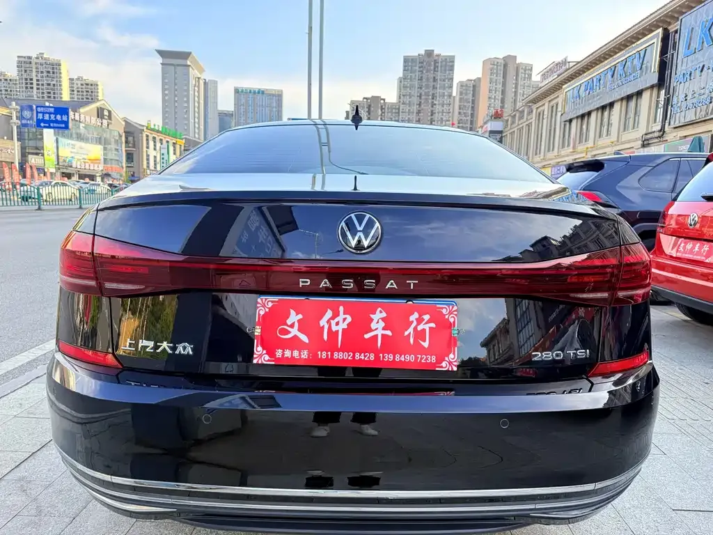 Volkswagen Passat — фото 5