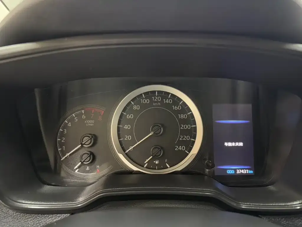 Toyota Corolla 2022 из CN, фото 10