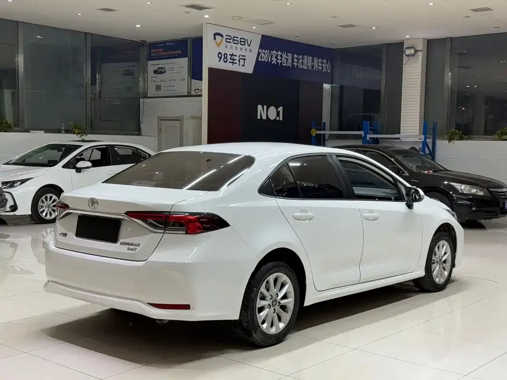 Toyota Corolla 2022 из CN, фото 4