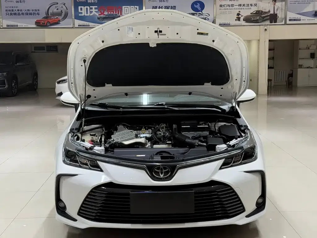 Toyota Corolla 2022 из CN, фото 7