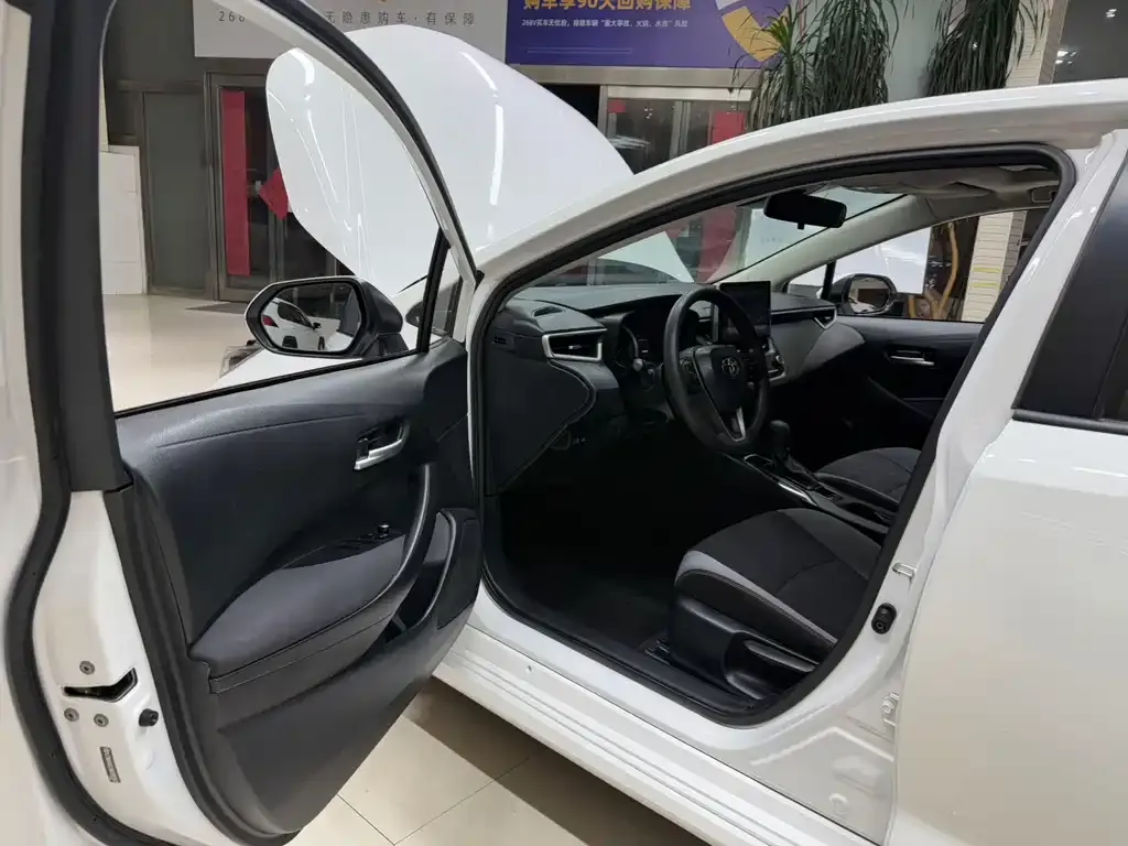Toyota Corolla 2022 из CN, фото 8