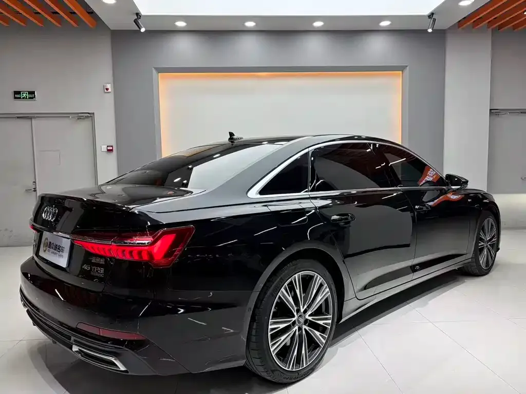 Audi A6L 2022 из CN, фото 4