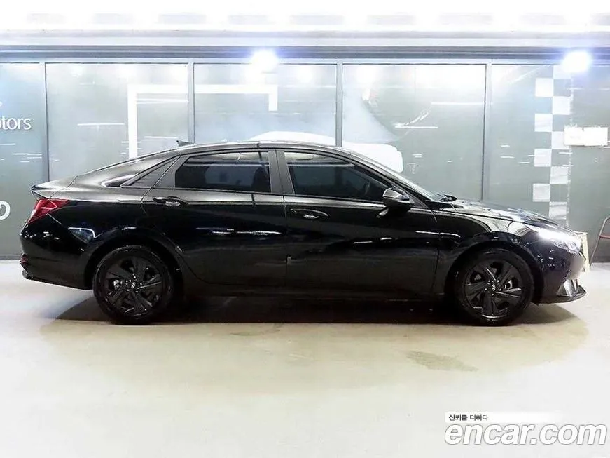Hyundai AVANTE — фото 3
