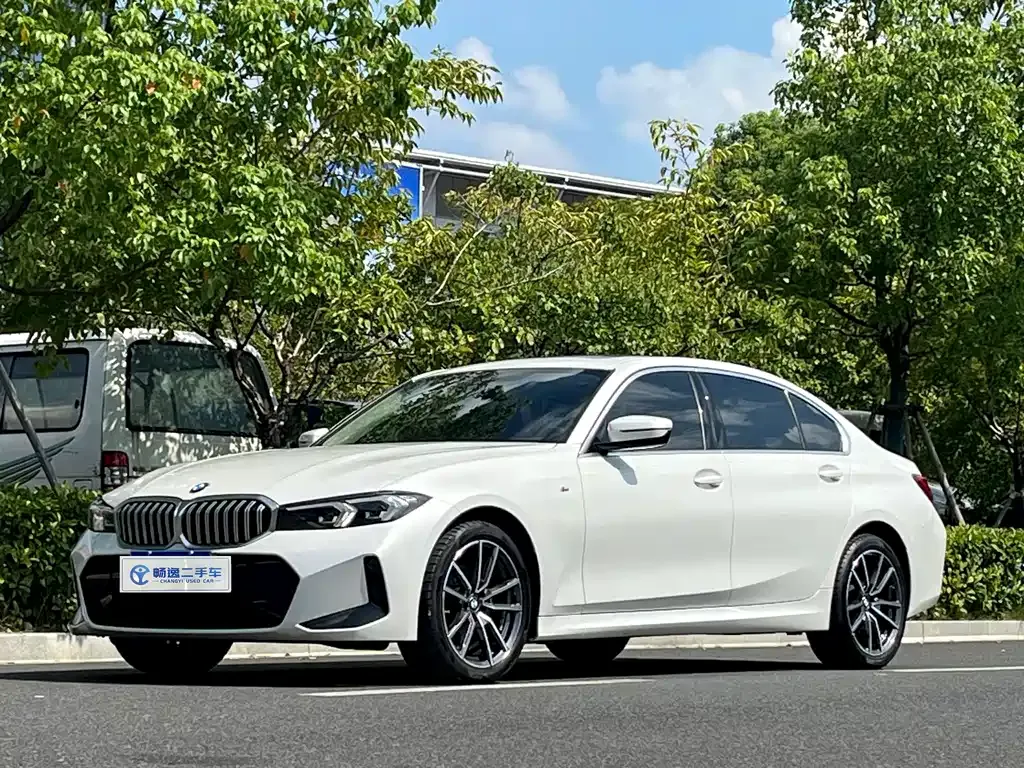 BMW 3 Series 2024 из CN, фото 1