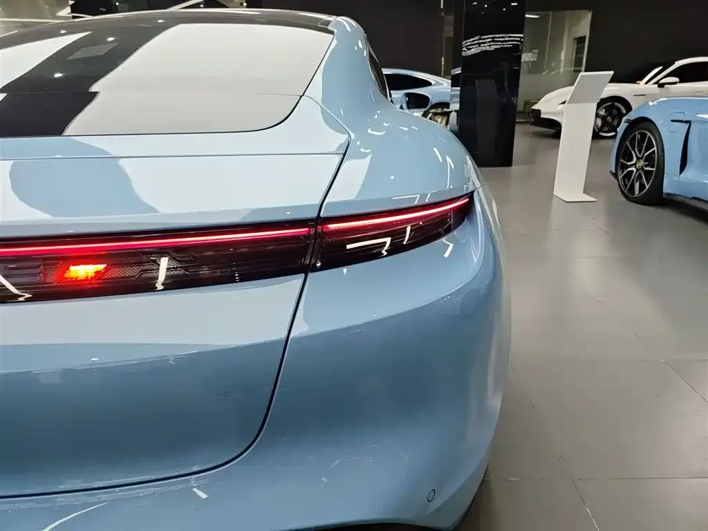 Porsche Taycan 2024 из CN, фото 8