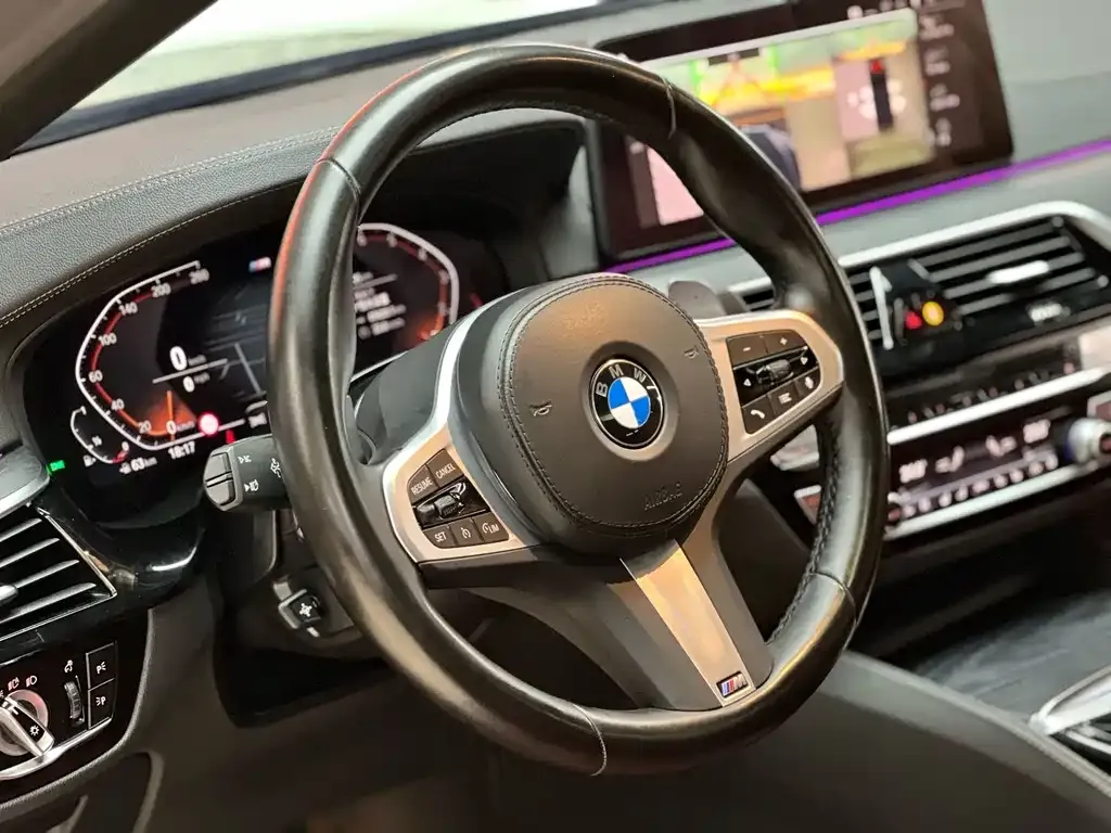 BMW 5 Series 2022 из CN, фото 7