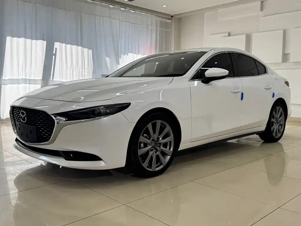 Mazda 3 Axela 2021 из CN, фото 1
