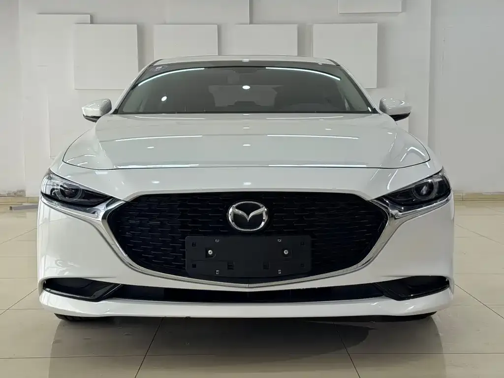 Mazda 3 Axela 2021 из CN, фото 2