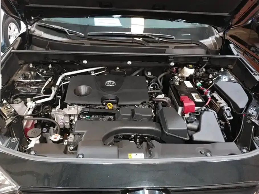 Toyota RAV4 2023 из CN, фото 10