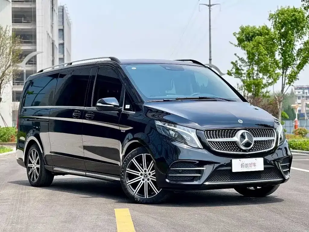 Mercedes-Benz V-Class 2023 из CN, фото 3