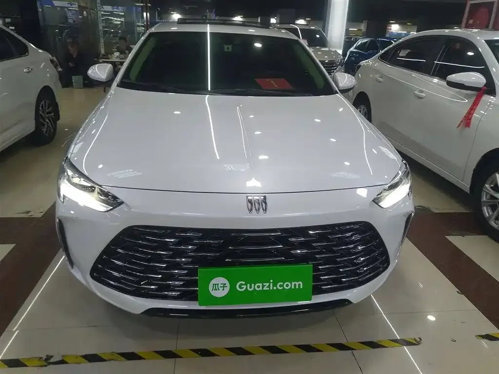 Buick Regal 2023 из CN, фото 3