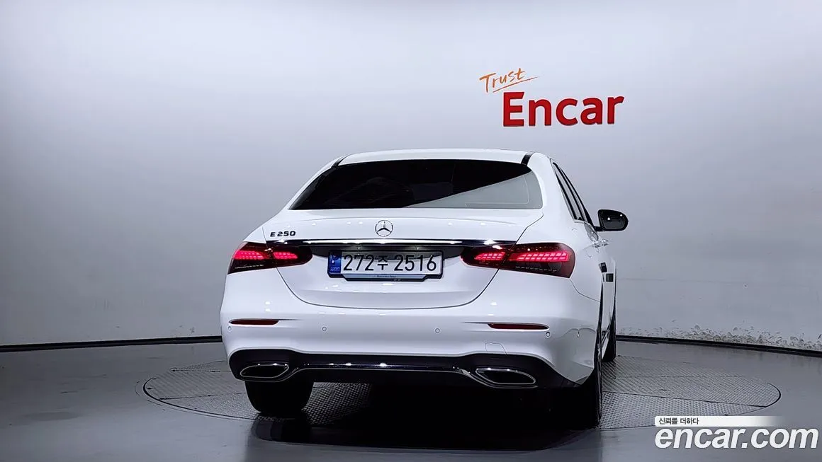 Mercedes-Benz E-Class 2023 из KR, фото 4