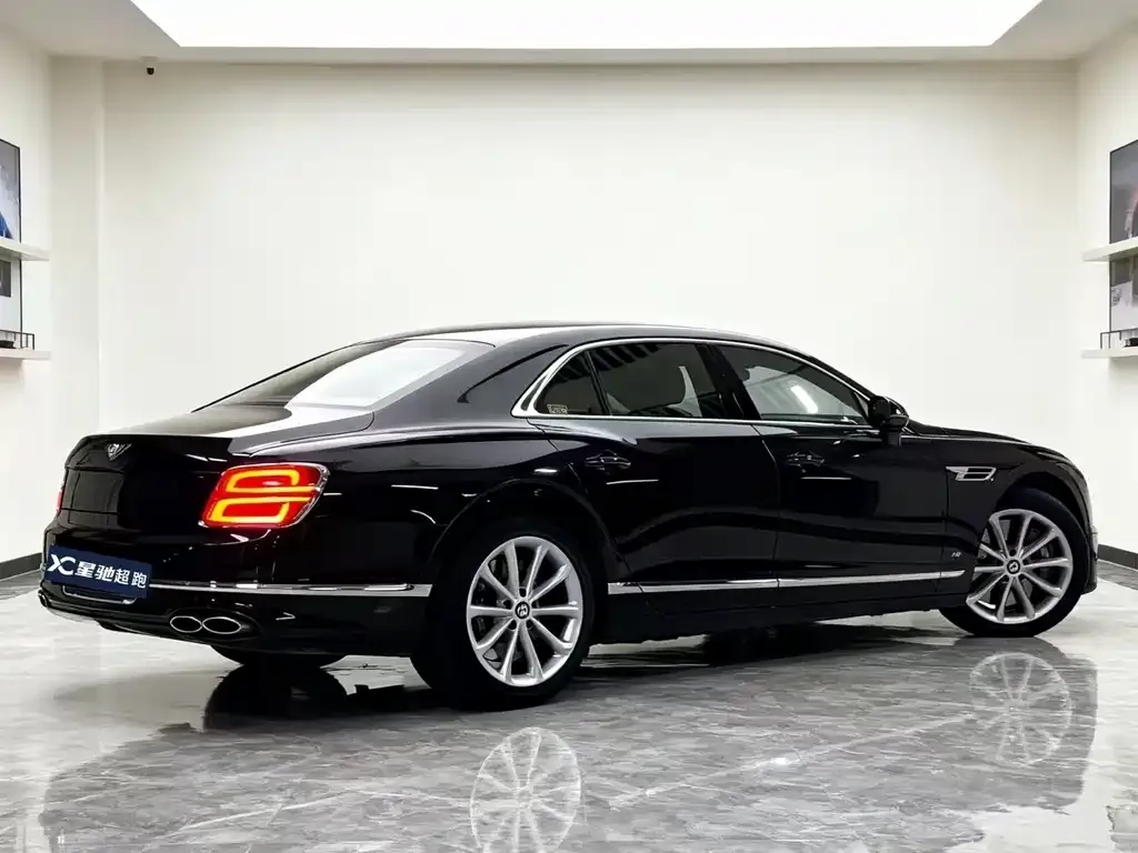 Bentley Flying Spur 2021 из CN, фото 3