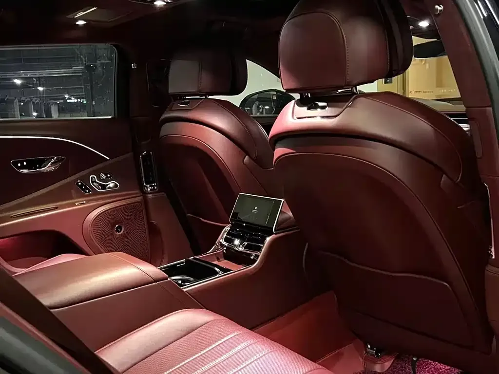 Bentley Flying Spur 2021 из CN, фото 9