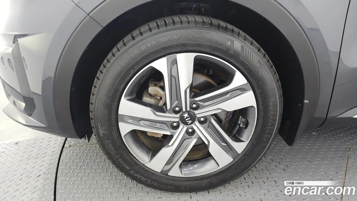 Kia Sorento — фото 5