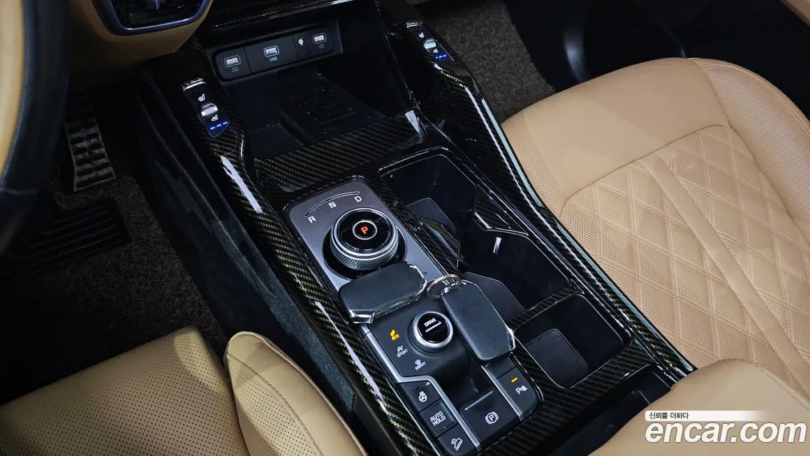 Kia Sorento — фото 9