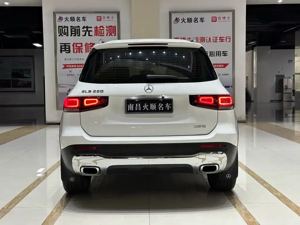 Mercedes-Benz GLB 2023 из CN, фото 7