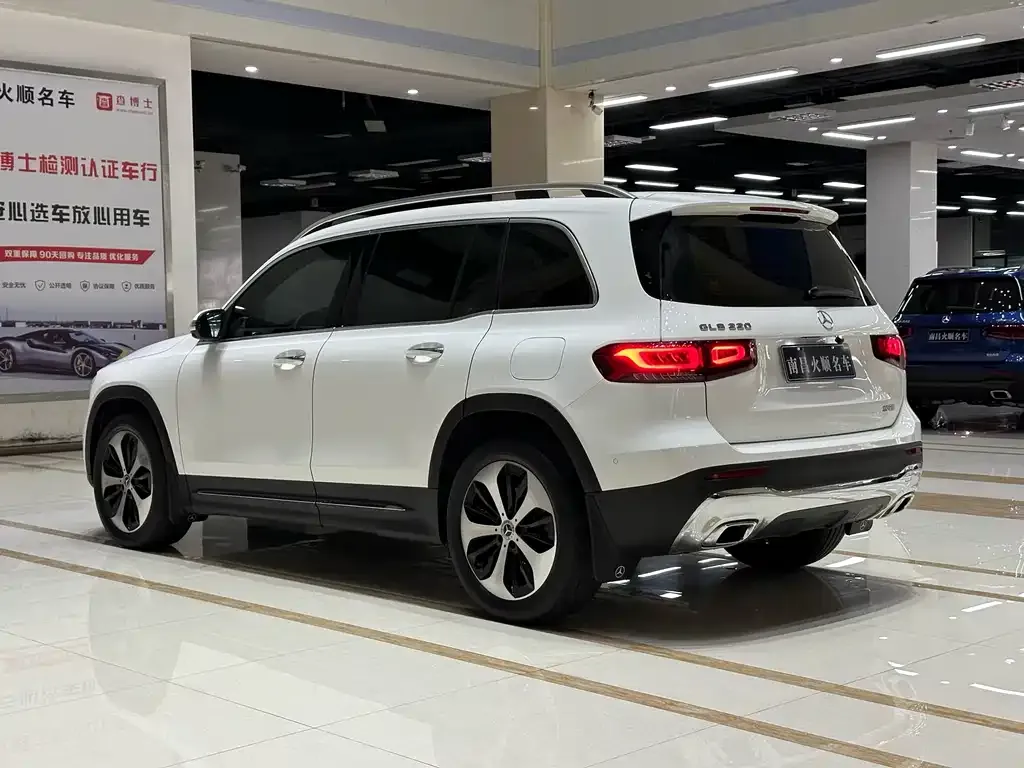 Mercedes-Benz GLB 2023 из CN, фото 8