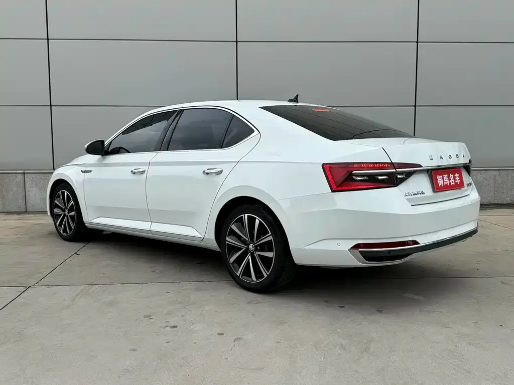 Skoda Superb 2023 из CN, фото 5
