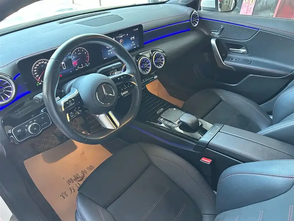 Mercedes-Benz A-Class 2023 из CN, фото 10