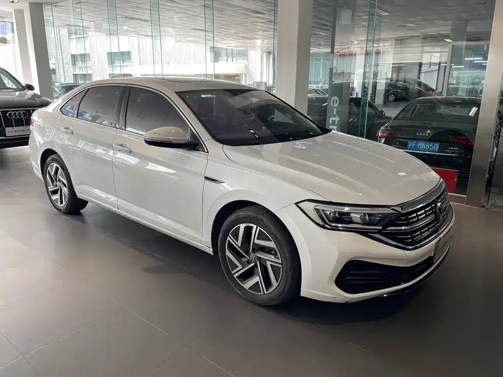 Volkswagen Sagitar 2023 из CN, фото 2