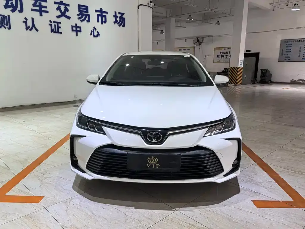 Toyota Corolla 2022 из CN, фото 2