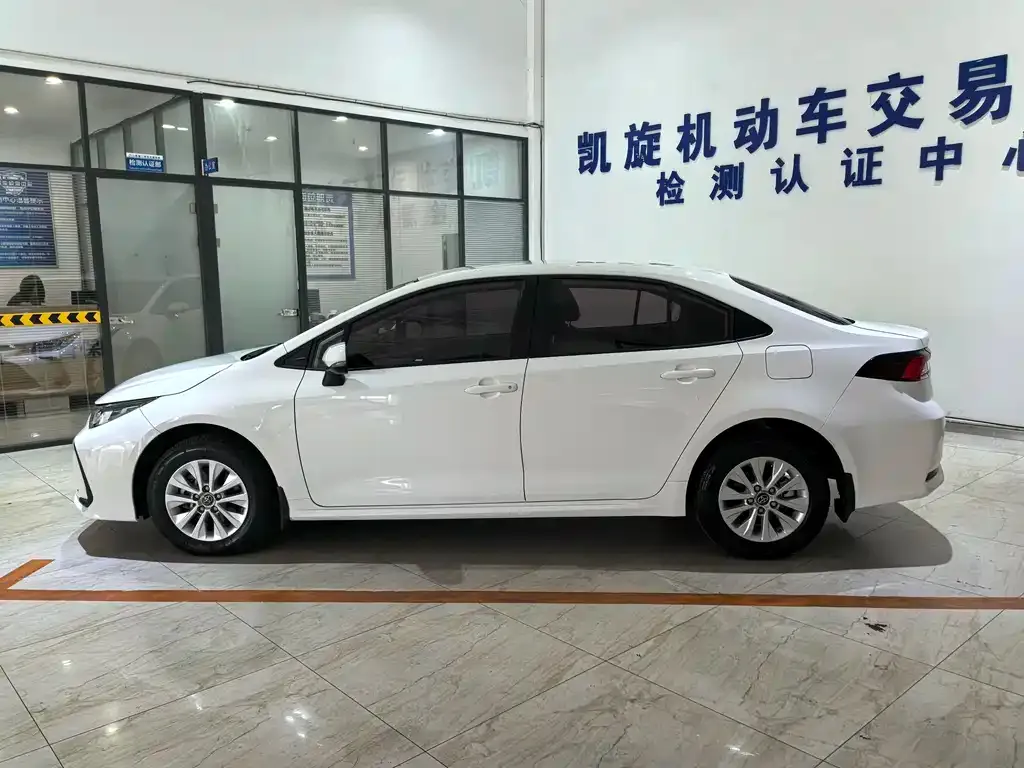 Toyota Corolla 2022 из CN, фото 7