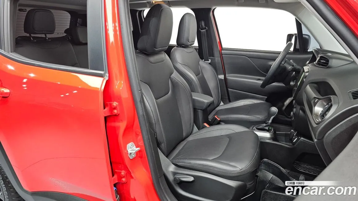 Jeep Renegade 2022 из KR, фото 10