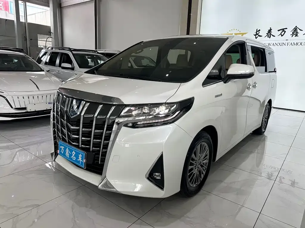 Toyota Alphard 2022 из CN, фото 1