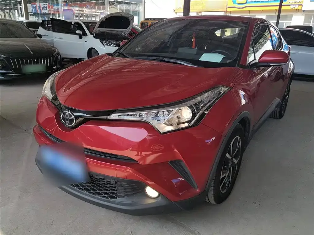 Toyota C-HR 2021 из CN, фото 2