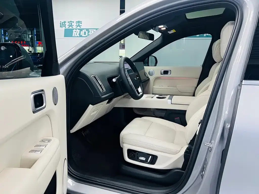 Li Auto L9 2023 из CN, фото 8