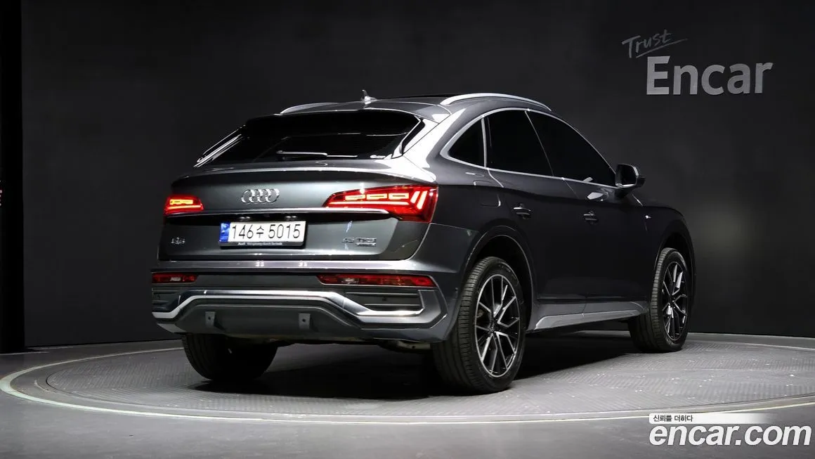Audi Q5 2023 из KR, фото 2