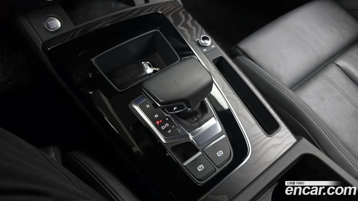 Audi Q5 2023 из KR, фото 9
