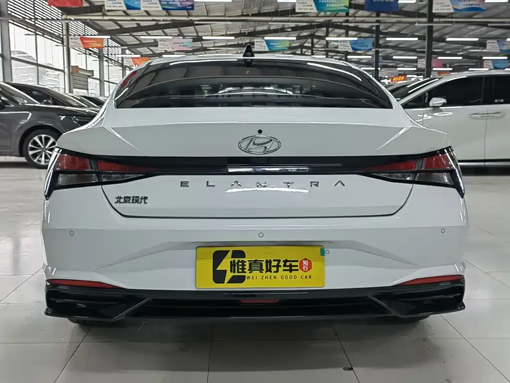 Hyundai Elantra 2023 из CN, фото 5