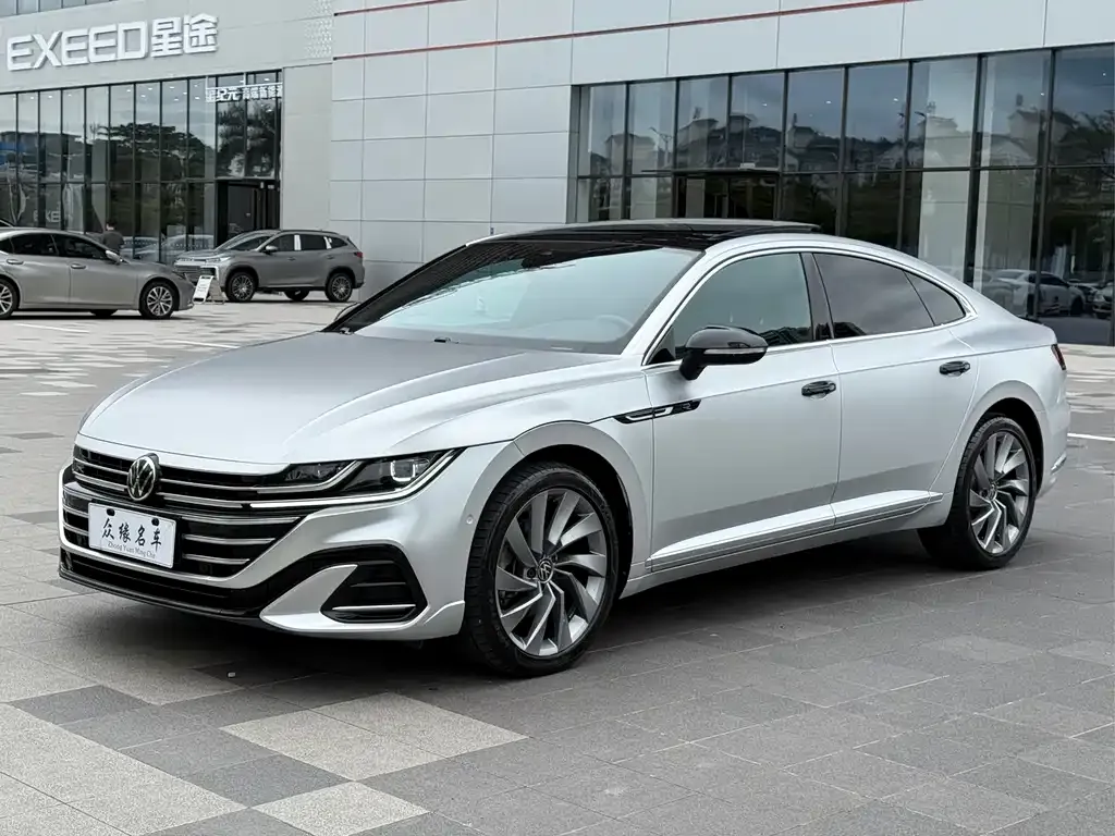 Volkswagen CC 2022 из CN, фото 1