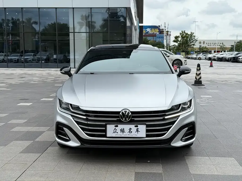 Volkswagen CC 2022 из CN, фото 2