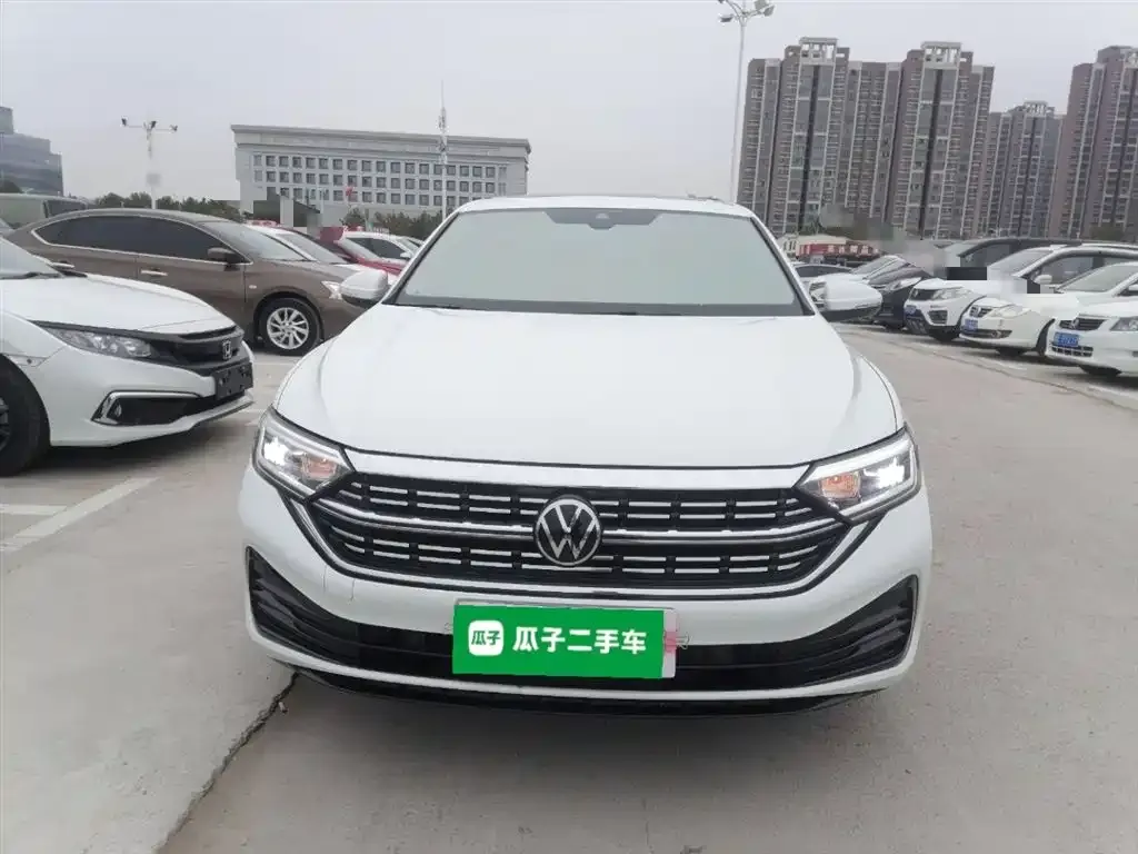 Volkswagen Sagitar — фото 3