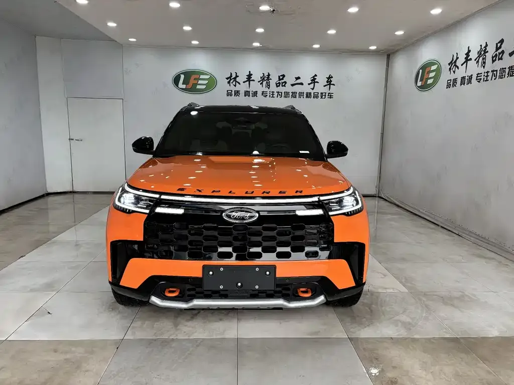 Ford Explorer 2024 из CN, фото 3
