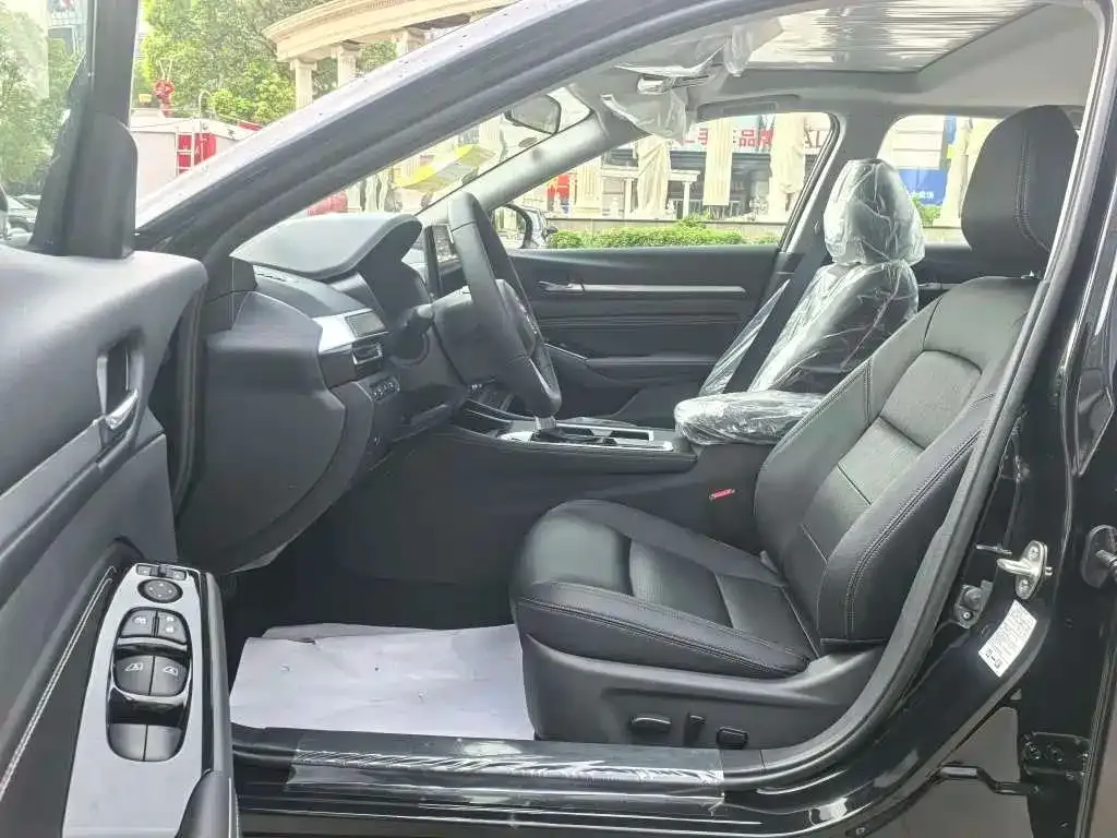 Nissan Teana 2025 из CN, фото 4
