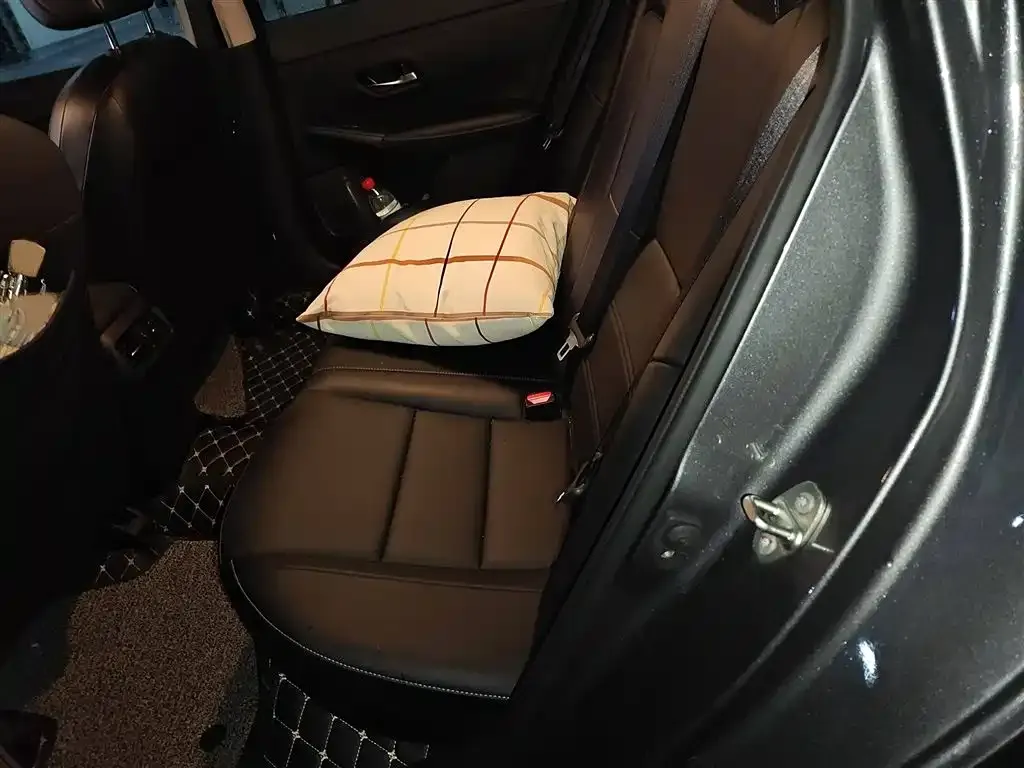 Nissan Sylphy 2022 из CN, фото 10