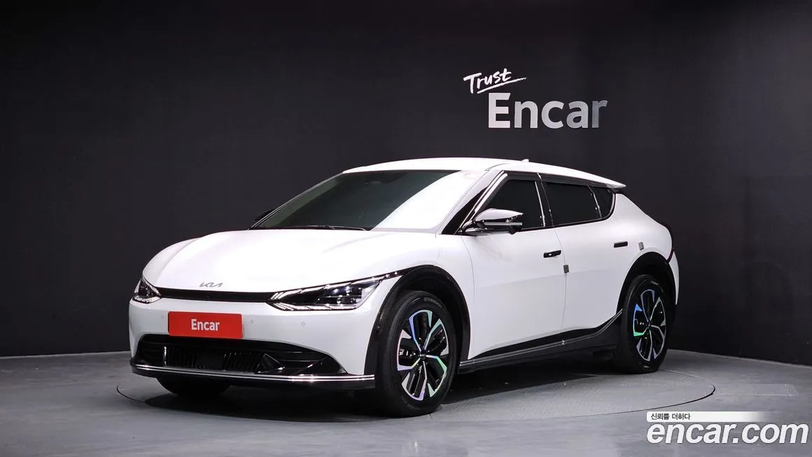 Kia EV6 2023 из KR, фото 1
