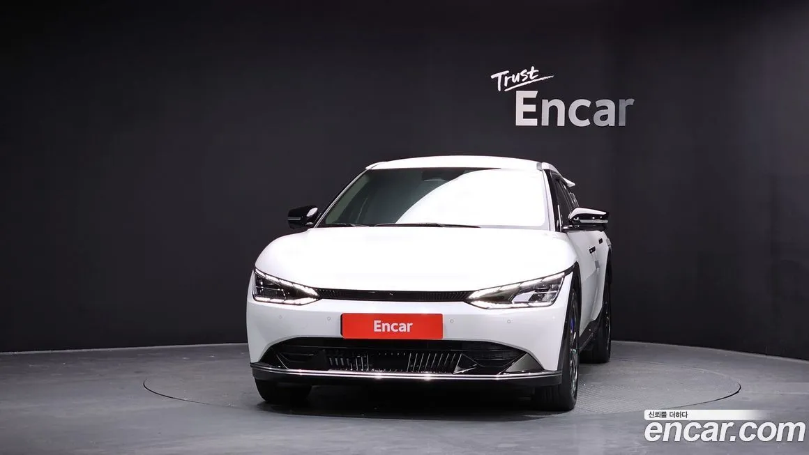 Kia EV6 2023 из KR, фото 3