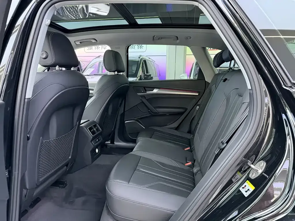 Audi Q5L 2021 из CN, фото 7