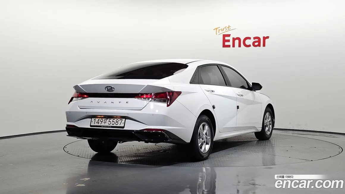 Hyundai AVANTE 2021 из KR, фото 2