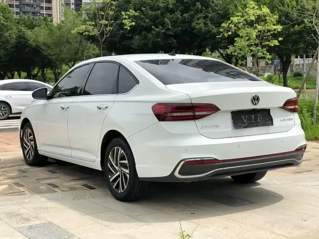 Volkswagen Lavida 2023 из CN, фото 4