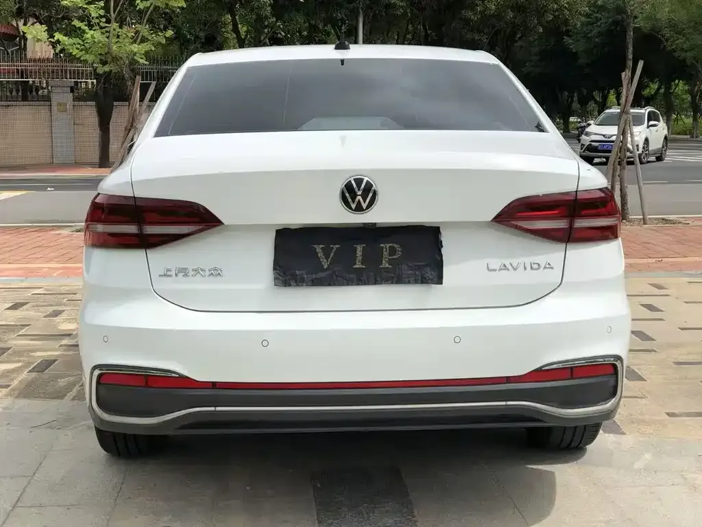 Volkswagen Lavida 2023 из CN, фото 5