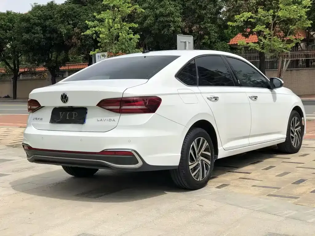 Volkswagen Lavida 2023 из CN, фото 6